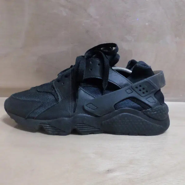 [BUNJANG] Nike Huarache Black Sneakers / 후루룩구제2 290 나이키 허라취 블랙 운동화 260726
