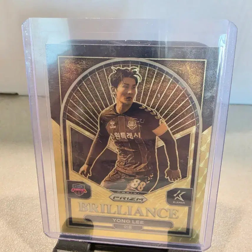 [BUNJANG] K League Prism Usedong Brilliance Insert Gold Power Card / K리그 프리즘 수원fc(현 울산HD) 이용 인서트 골드파워 판매합니다