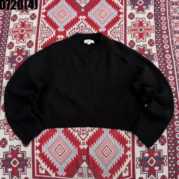 [BUNJANG] COS V-Neck Knit Black / COS 브이넥 니트 블랙 0720