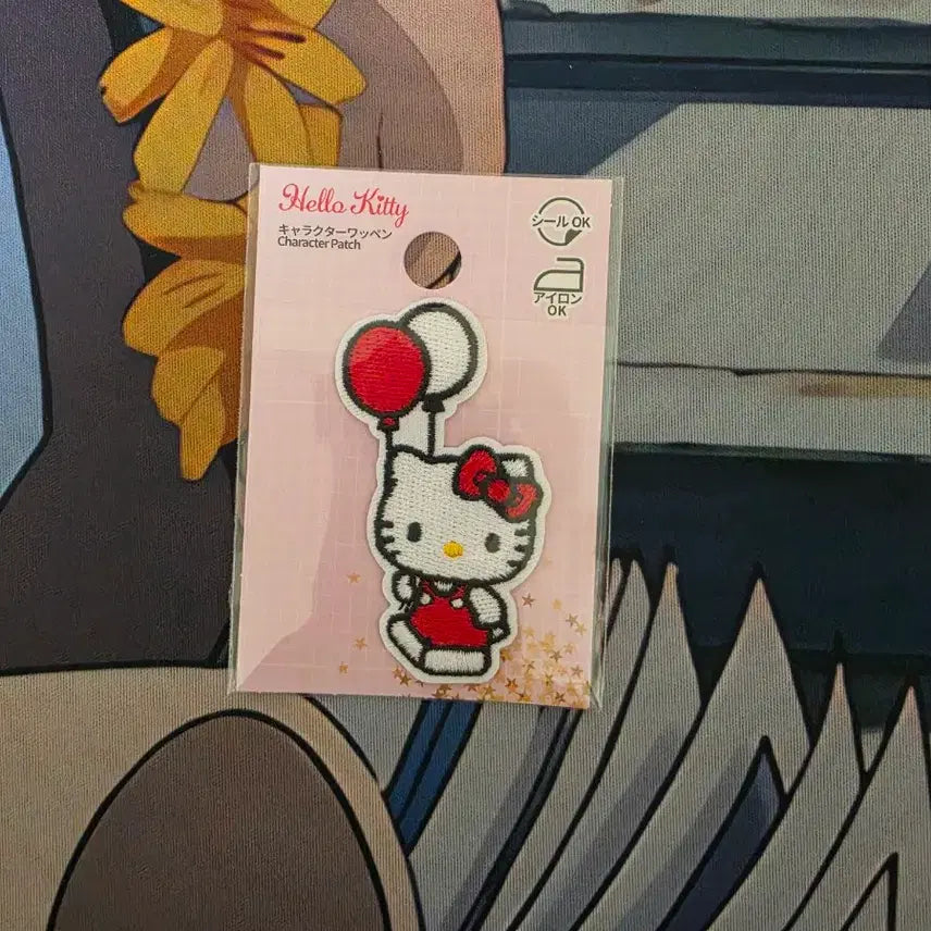 [BUNJANG] Hello Kitty Sticker Patch Balloon / (정품)헬로키티 스티커 패치 풍선