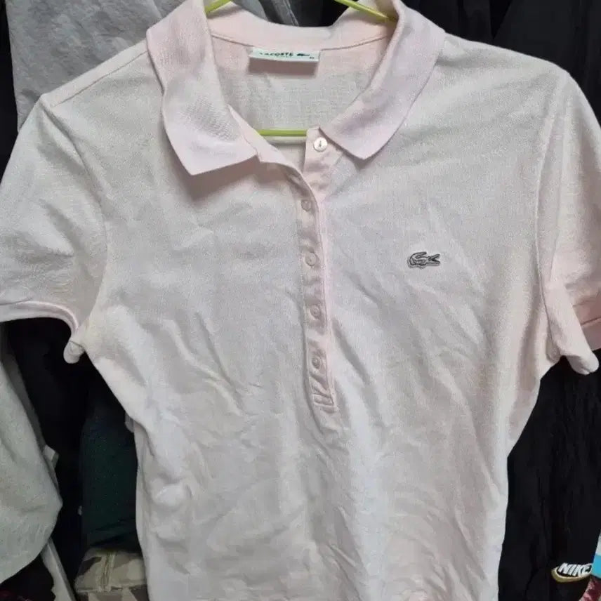 [BUNJANG] Lacoste Pink Polo T-shirt (Size 40) / 라코스테 연핑크 카라티(40)