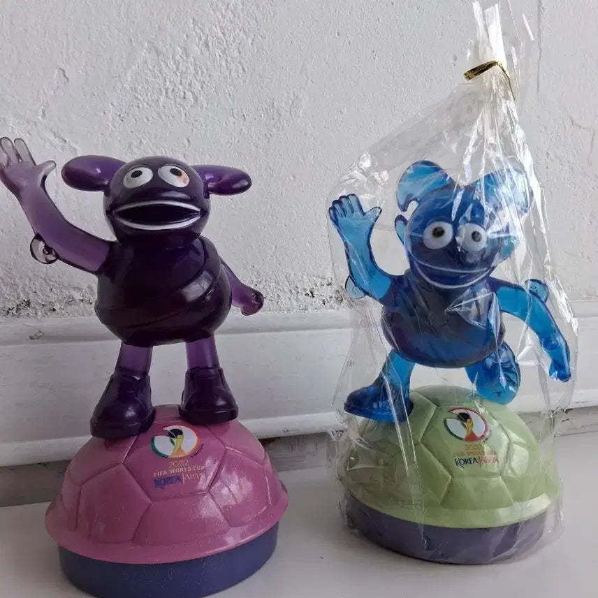 [BUNJANG] 2002 FIFA World Cup Mascot Piggy Bank Set / 2002 월드컵 마스코트 저금통 굿즈 2개세트