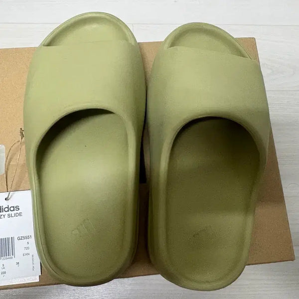 [BUNJANG] Adidas Yeezy Slide Resin / 이지 슬라이드 레진 235