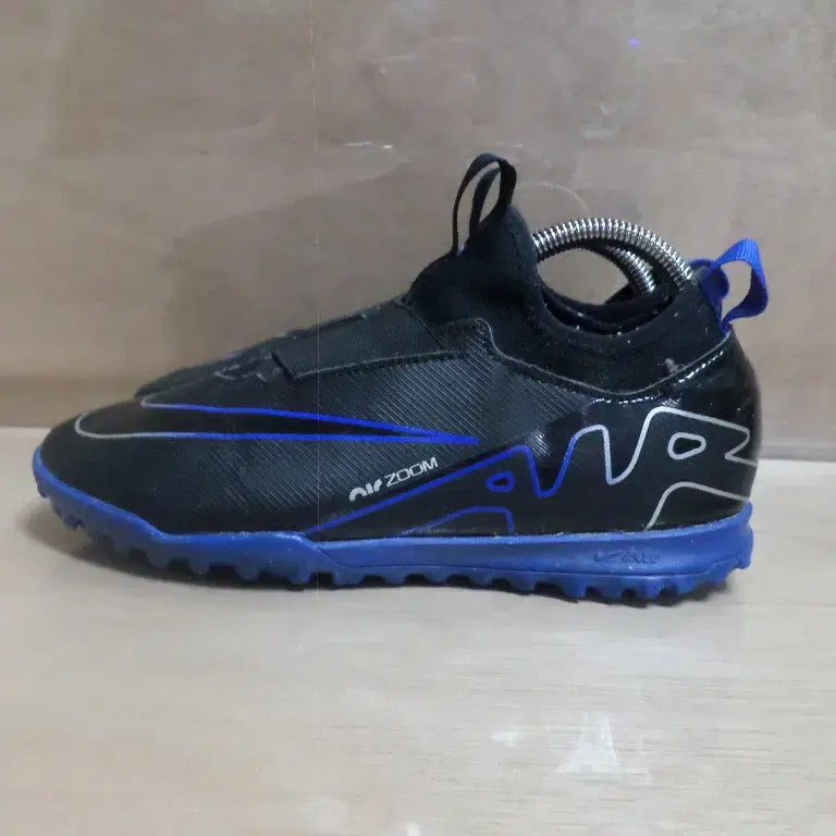 [BUNJANG] Nike Mercurial Futsal Cleats Kids Junior / 후루룩구제2 240 나이키 머큐리얼 풋살화 키즈 아동화 주니어260726
