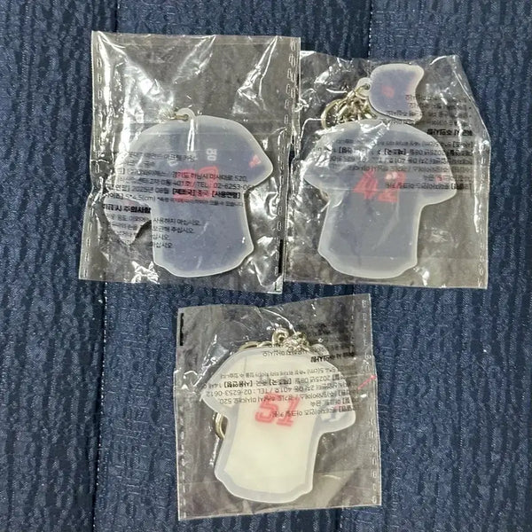 [BUNJANG] Lotte Giants x Lotte Confectionery Pepero Collaboration Acrylic Keyring / 롯데자이언츠 세븐일레븐 콜라보 키링 (새상품)