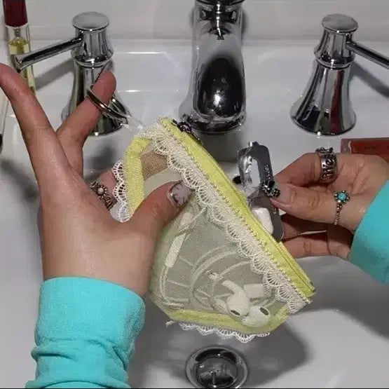 [BUNJANG] Mint Lace Pouch / 민트 레이스 파우치