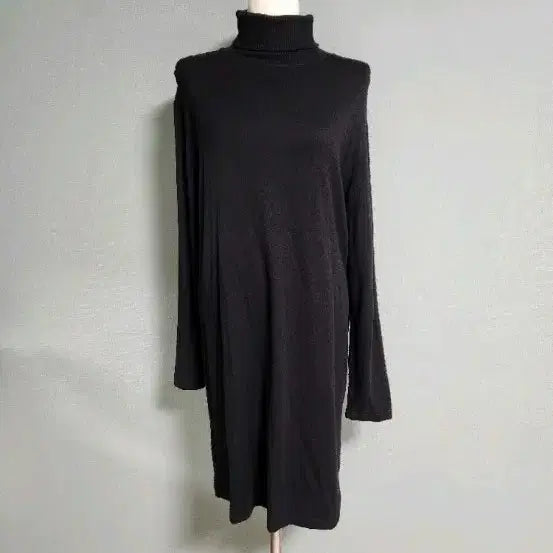 [BUNJANG] Zara Black Turtleneck Knit Dress / 새상품)자라 블랙 터틀넥 원피스니트