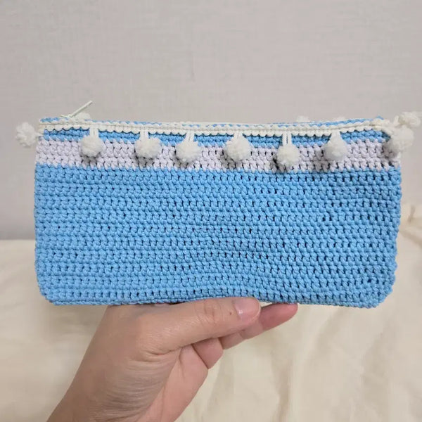 [BUNJANG] Handmade Knit Pouch Wallet with Pom-Pom / 수제 뜨개파우치 블화이트폼 다용도 파우치 지갑