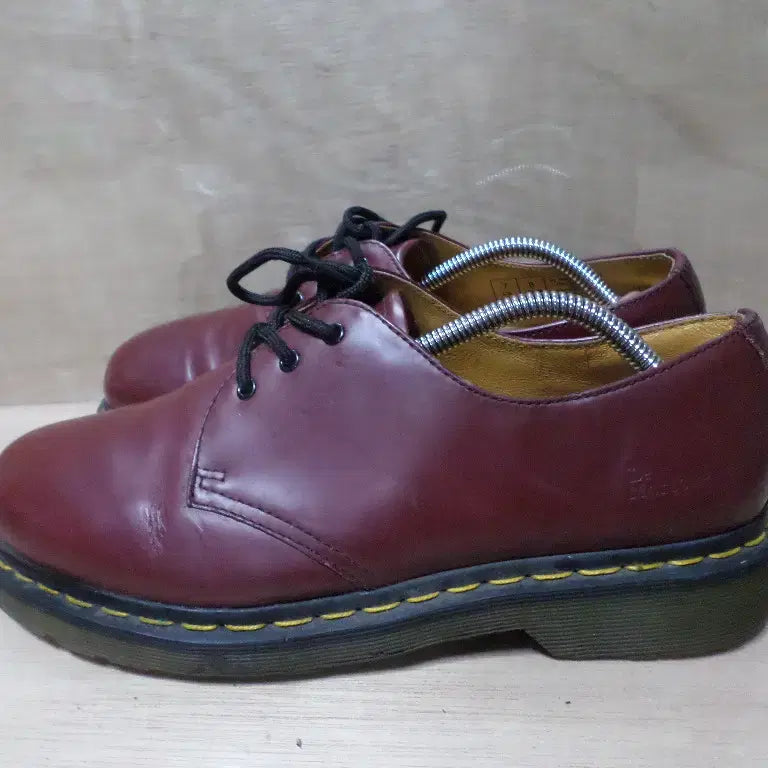 [BUNJANG] Dr. Martens 1461 3-Eye Cherry Red Shoes Loafers Size 260 (US 8) / 후루룩구제3 260 닥터마틴 3홀 체리레드 1461 11838 구두 로퍼 260726