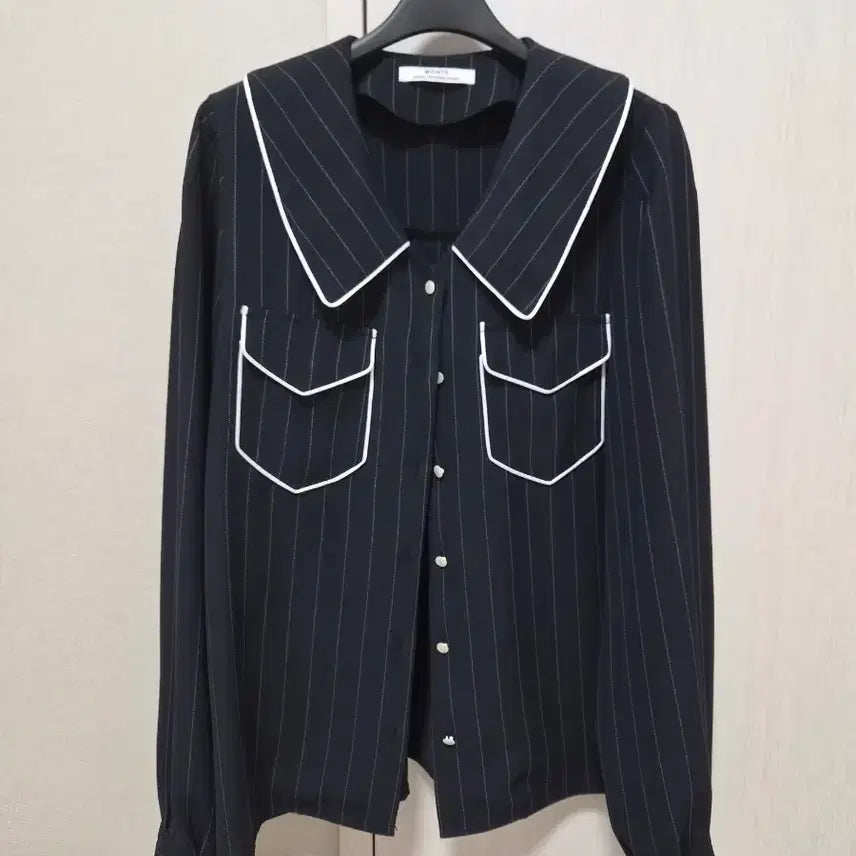 [BUNJANG] Monts Striped Collar Blouse Navy / 몬츠 셔츠 네이비 줄무늬 카라 블라우스