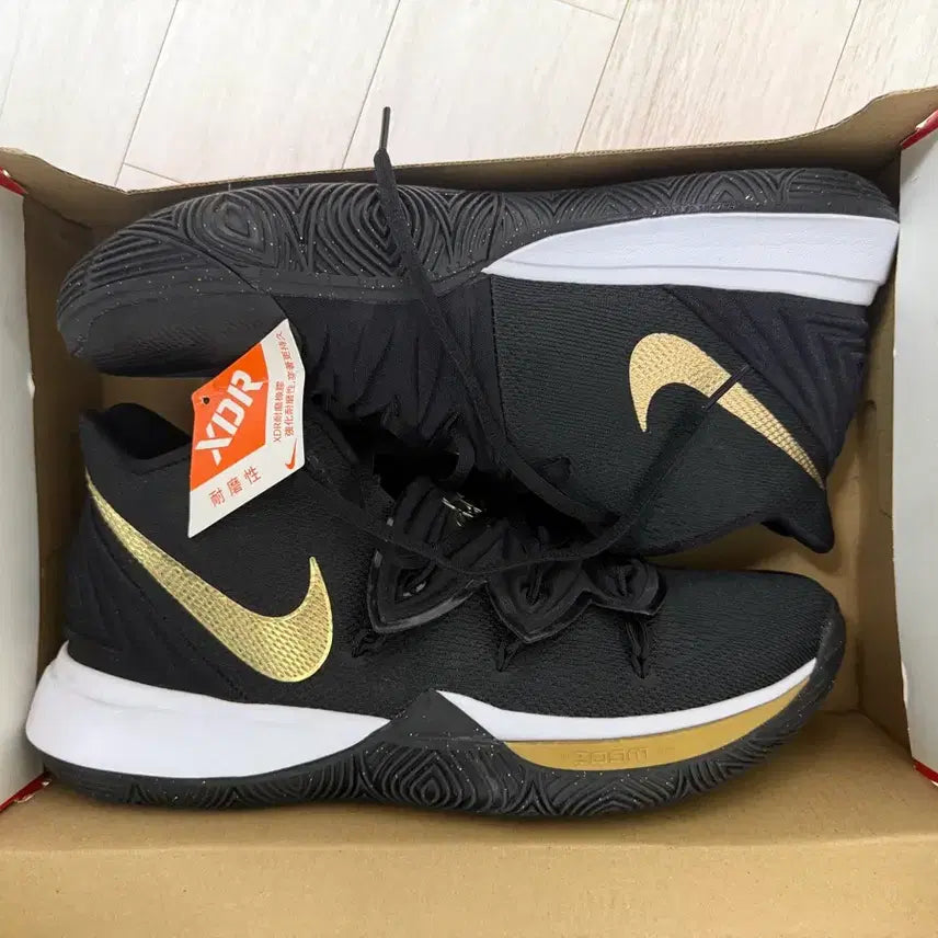 [BUNJANG] Nike Kyrie 5 Metallic Gold Basketball Shoes / 나이키 카이리5 메탈릭 골드