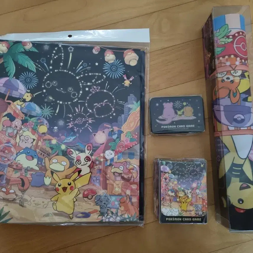 [BUNJANG] Pokemon Busan Pop-up Fireworks Supply Bundle Deck Case, Playmat, Collection File / 4종 일괄 포켓몬스터 부산 팝업 불꽃놀이 서플라이 틴케이스 덱케이스 플레이매트 컬렉션 파일
