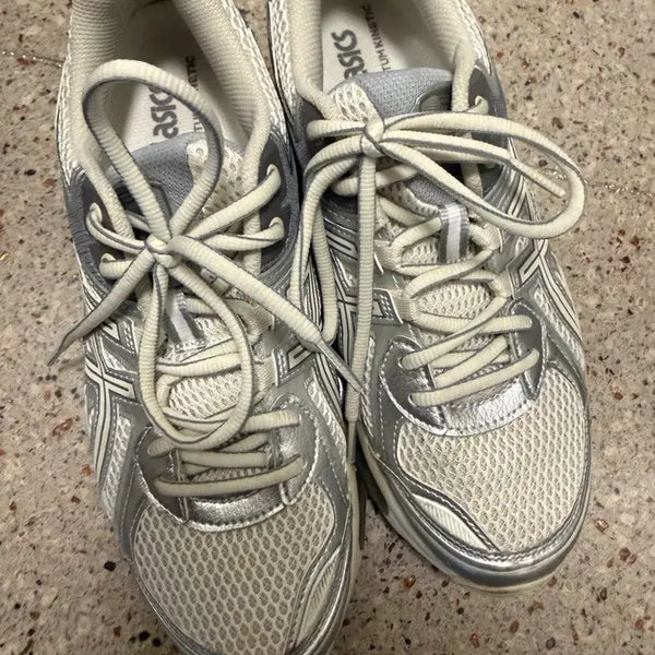 [BUNJANG] ASICS GEL-Quantum Kinetic SE Sneakers / 아식스 젤 퀀텀 키네틱 255
