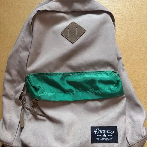 [BUNJANG] Converse Beige Backpack with Green Pocket / 컨버스 베이지색 백팩