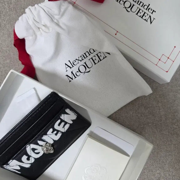[BUNJANG] Alexander McQueen Graffiti Card Holder Black / 알렉산더 맥퀸 그래피티 카드 홀더 블랙