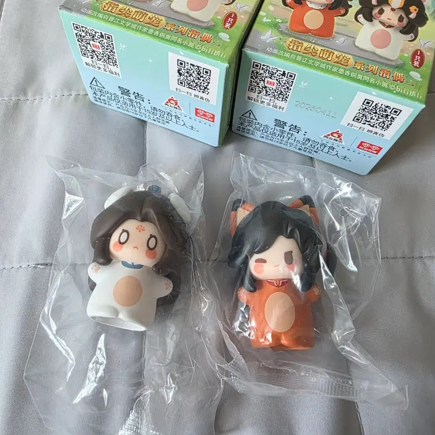 [BUNJANG] Heaven Official's Blessing Finger Puppet Figure Set (ShengXian, HuaCheng, SanLang) / 천관사복 손가락 피규어 사련 화성 삼랑 일괄 양도