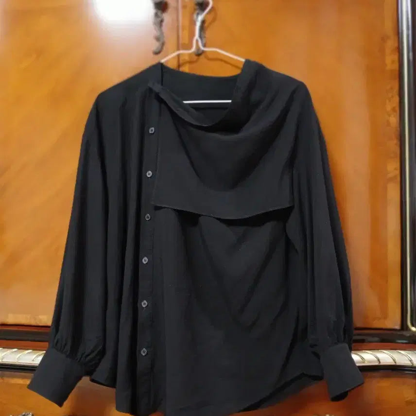 [BUNJANG] JECUT Lightweight Blouse (Size M) / 지컷 얇은블라우스 55~66