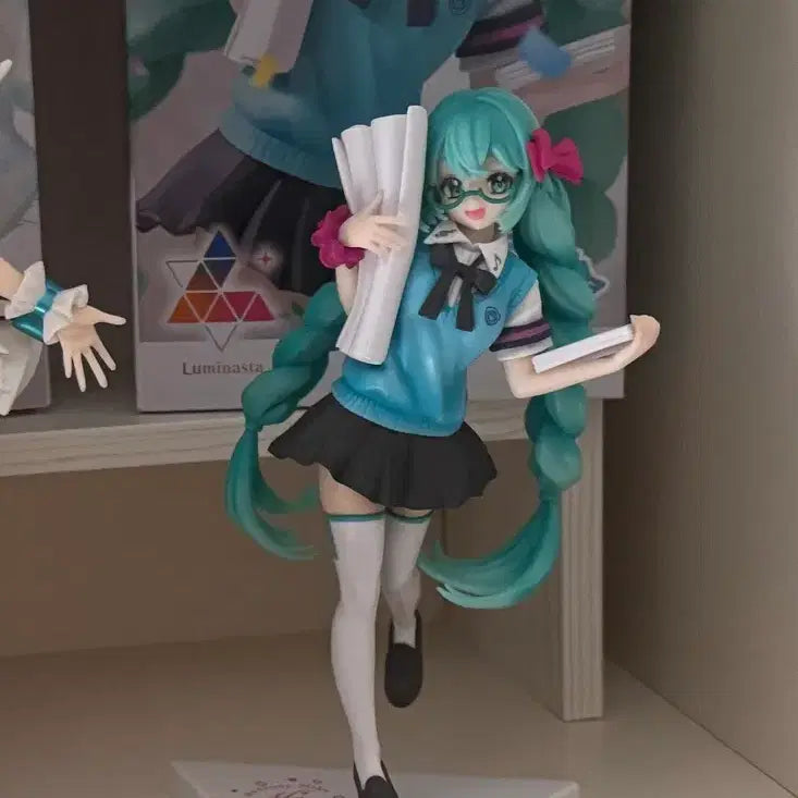 [BUNJANG] Hatsune Miku 16th Anniversary Glasses Ver. Figure / 16주년 안경 미쿠 피규어 판매 하츠네 미쿠 보카로