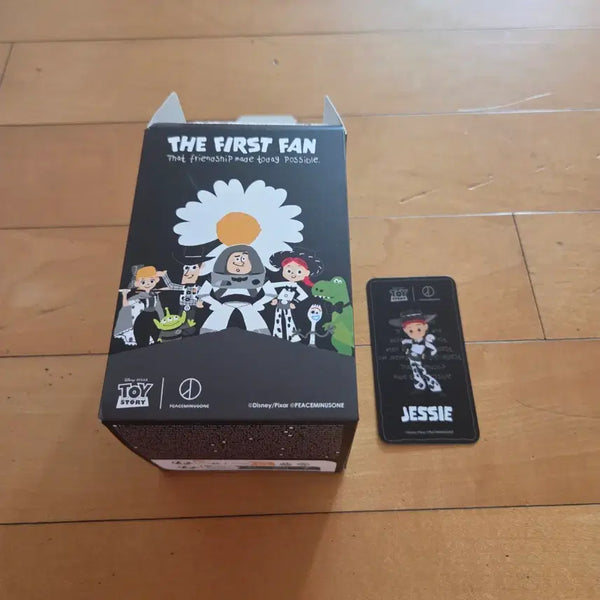 [BUNJANG] Toy Story x PEACEMINUSONE The First Fan Blind Figure 02 Jessie / 토이스토리 피스마이너스원 더 퍼스트팬 블라인드 피규어 02 제시