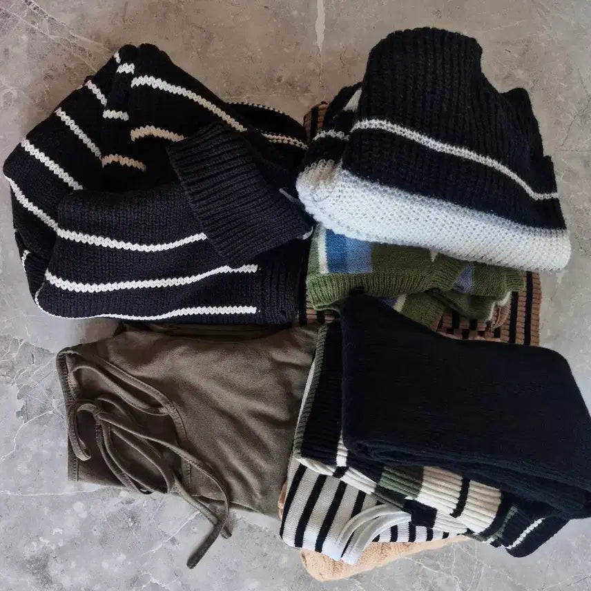 [BUNJANG] Summer & Winter Clothing Bundle / 일괄) 여름옷 나시 니트 가을 겨울옷 에이블리