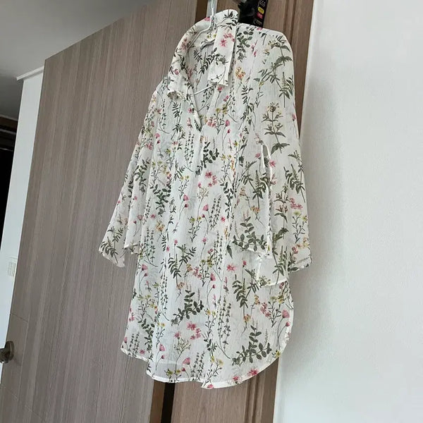 [BUNJANG] Jooke See-through Floral Blouse / 주크 시스루 꽃무늬 블라우스