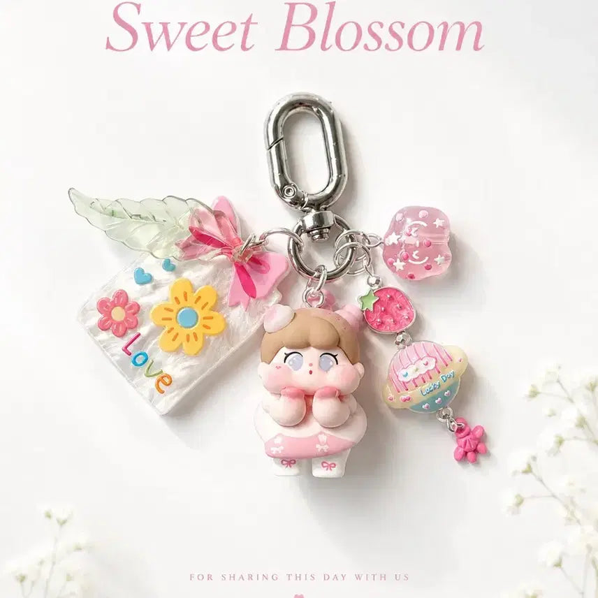 [BUNJANG] Sweet Blossom Handmade Keyring - Limited Edition / 사랑스러움은 작은 디테일에서 시작됩니다.