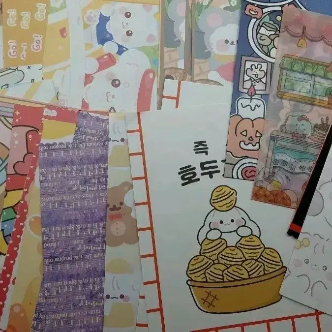 [BUNJANG] Character Wrapping Paper Bundle (35 Sheets) / 캐릭터 랩핑지 35장일괄처분