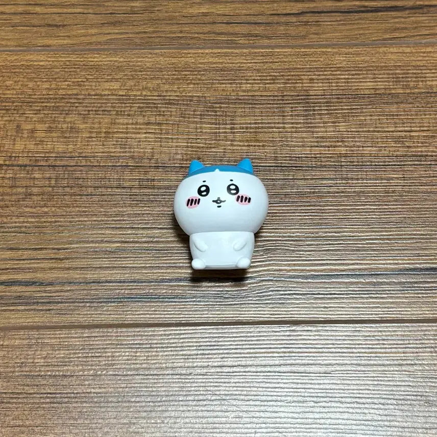[BUNJANG] Chiikawa Hachiware SpoWare Sofubi Figure / 치이카와 하치와레 스포와레 소프비 피규어