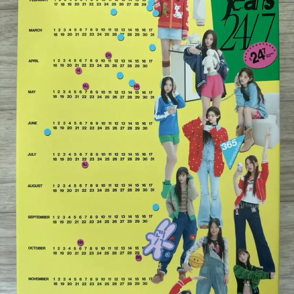 [BUNJANG] NewJeans Season's Greetings 2024 Photocard Set / 뉴진스 시즌 그리팅 2024(QR사용 가능)