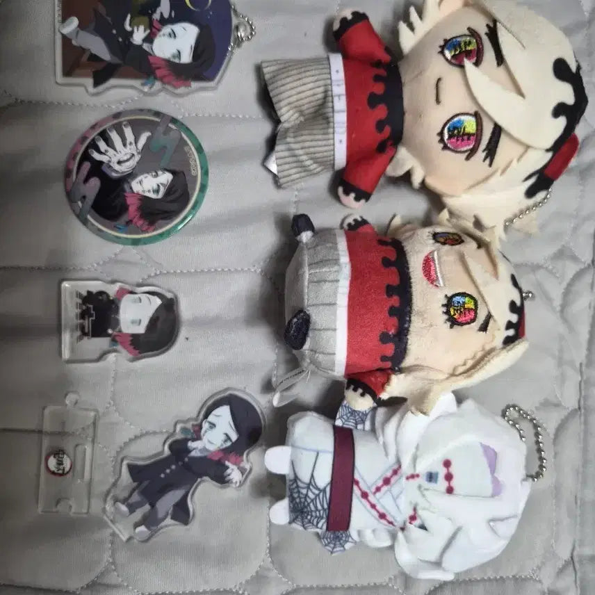 [BUNJANG] Demon Slayer Doma, Rui, Enmu Bundle / 귀멸의 칼날 도우마, 루이, 엔무 일괄