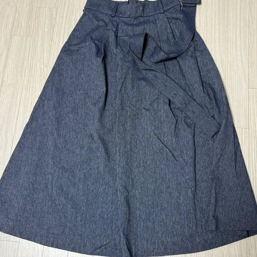 [BUNJANG] Zara A-Line Denim Skirt - Size S / 자라 데님 a 라인 스커트 s 사이즈
