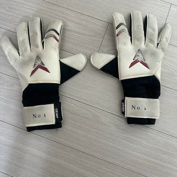 [BUNJANG] Archeo Desperado Goalkeeper Gloves Size 11 / 골키퍼장갑