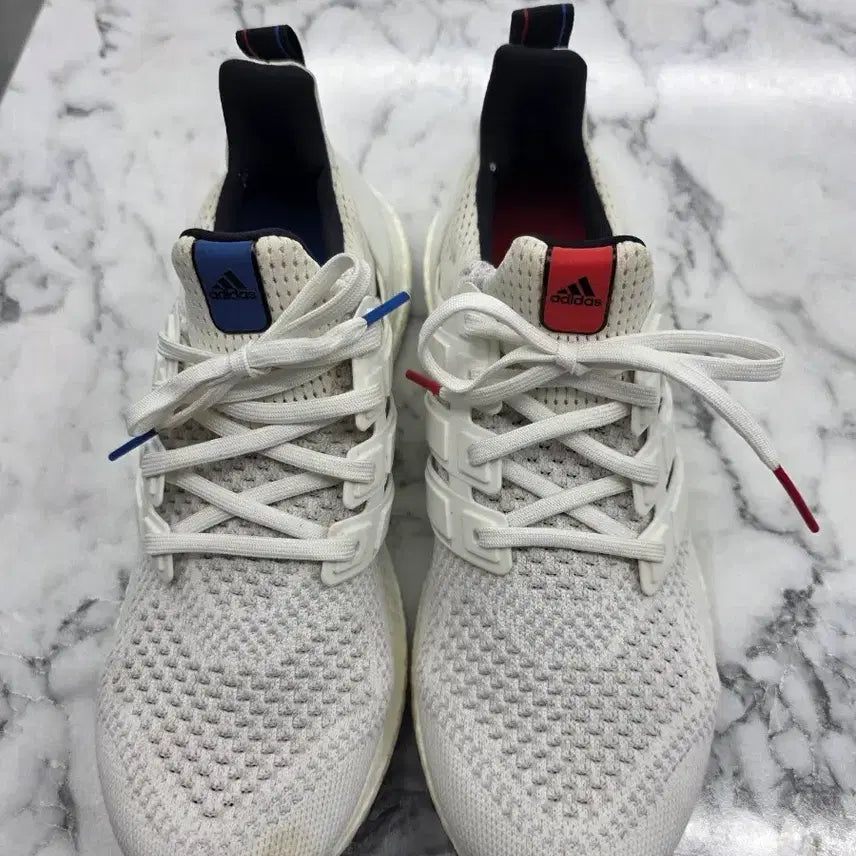 [BUNJANG] Adidas Ultraboost 2.0 Limited Edition Shoes (265mm) / 아디다스 울트라부스트 2.0 한정판 265