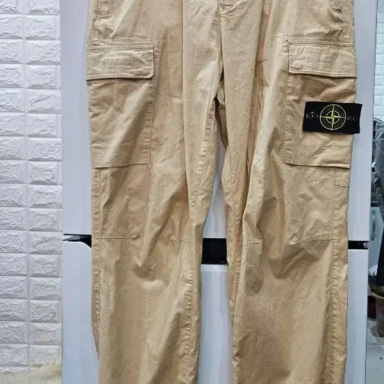 [BUNJANG] Stone Island Cargo Jogger Pants Beige 33-34 / 스톤아일랜드 카고 조거 팬츠 베이지 33~34
