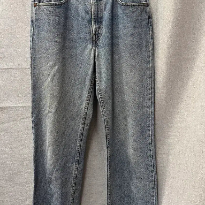 [BUNJANG] Levi's 512 90's Straight Light Wash Denim Pants (Size 30) / 90's 리바이스 512 스트레이트 연청 데님팬츠 30