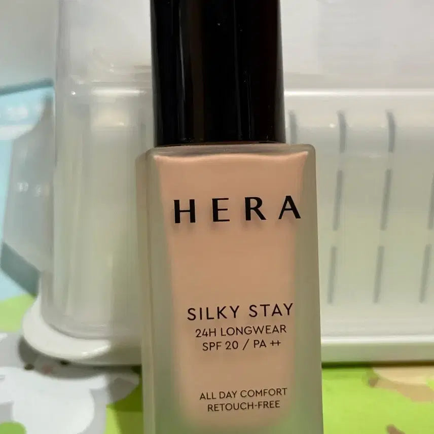 [BUNJANG] Hera Silky Stay Long Wear Foundation 17c / 헤라 실키스테이 롱웨어 파운데이션 17c