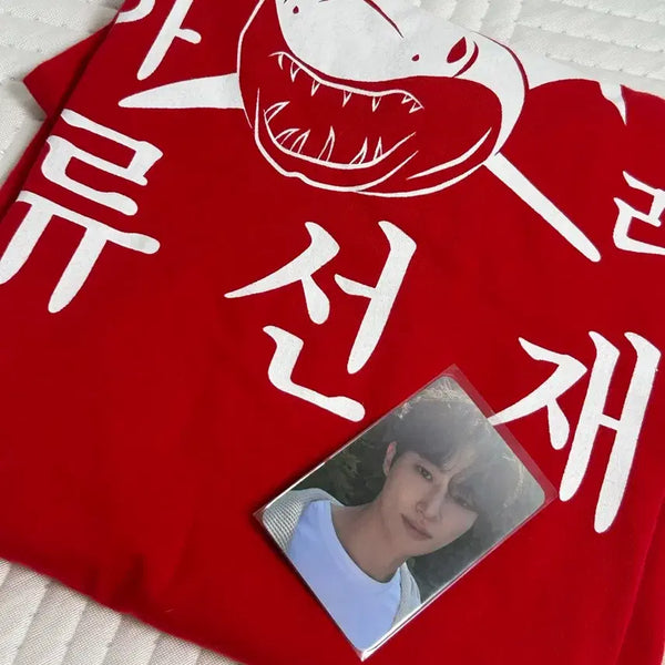 [BUNJANG] Byun Woo Seok (Lovely Runner) 'Blue Shark' T-Shirt & Photocard (Unsealed) / 변우석 선업튀 청상아리 티셔츠 포카 단순개봉 포카포함
