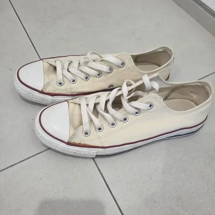 [BUNJANG] Converse Chuck Taylor Canvas Sneakers Cream 260 / 컨버스 척테일러 캔버스 스니커즈 크림색 260