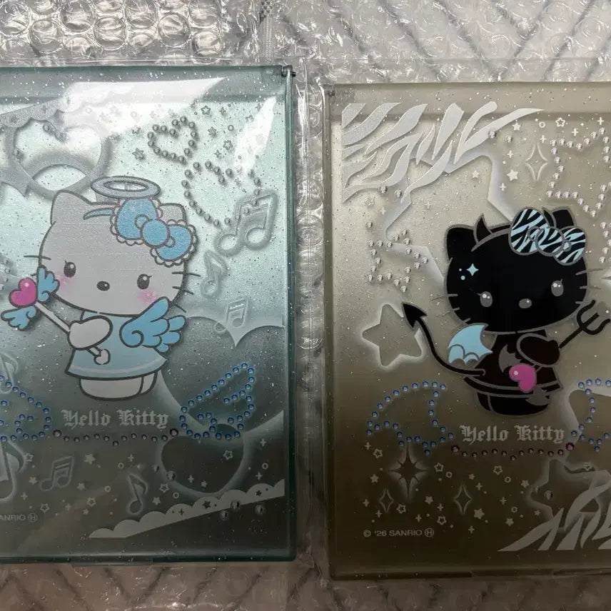 [BUNJANG] Lawson x Hello Kitty Angel & Devil Mirror Set / 로손 콜라보 헬로 키티 천사 악마 거울 세트 판매