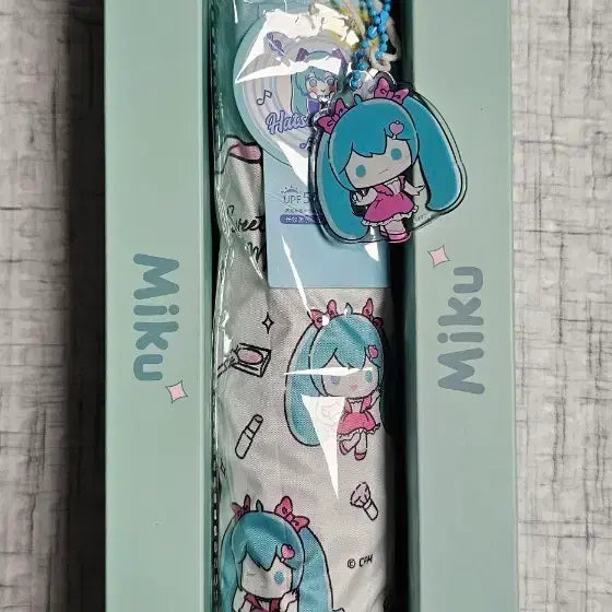 [BUNJANG] Hatsune Miku Character Umbrella & Keyring Set / 하츠네 미쿠 캐릭터 우산 + 키링 세트