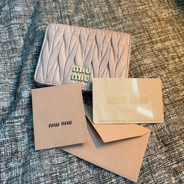 [BUNJANG] Miu Miu Matelassé Wallet Pink / (정품)미우미우 마테라쎄 핑크 지갑