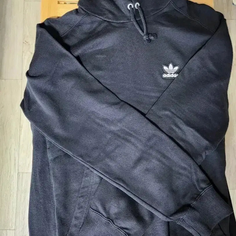 [BUNJANG] Adidas Black Hoodie / 아디다스 후드티 블랙