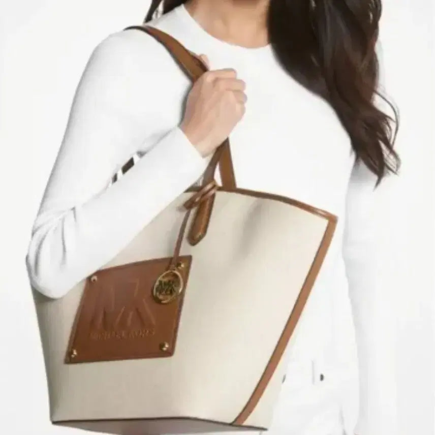 [BUNJANG] Michael Kors Kimber Large Canvas Tote Bag Shoulder Bag / [새상품/택부착] 마이클코어스 킴버 라지 토트백 쇼퍼백 숄더백 가방