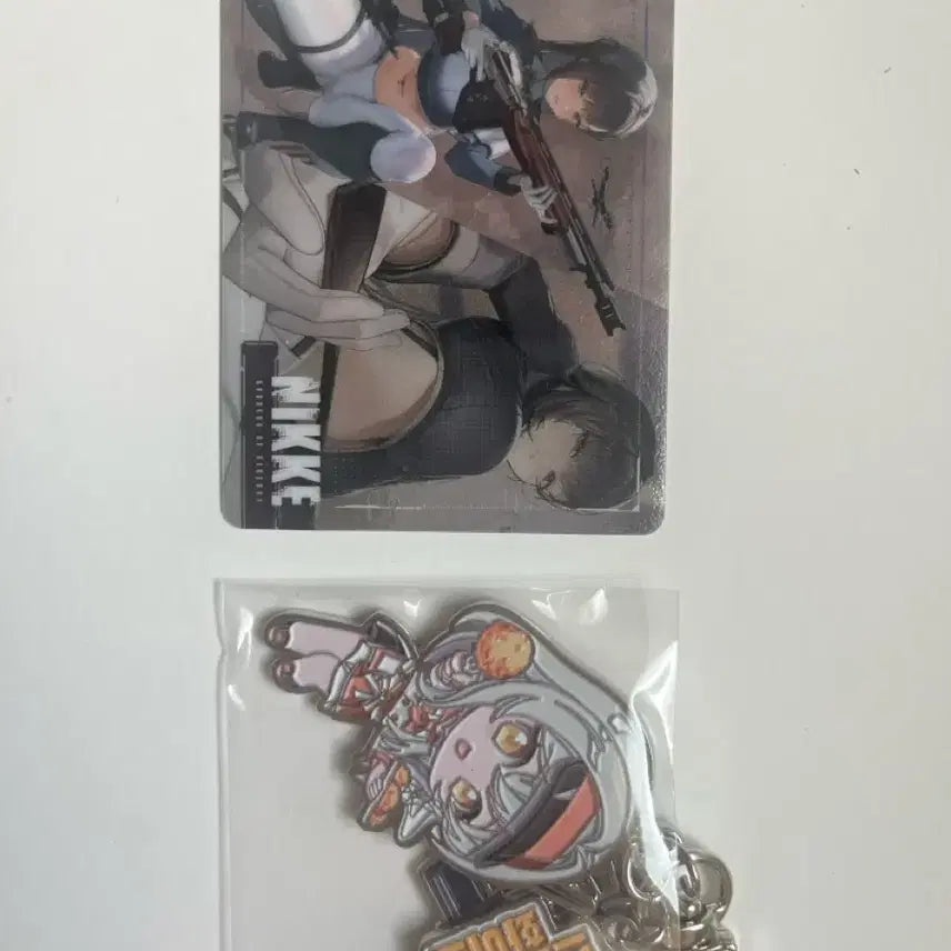 [BUNJANG] Nikke Marchana Metal Card & Mom's Touch Snow White Metal Keyring Bundle Set / 니케 마르차나 메탈카드&맘스터치 스노우화이트 메탈키링 일괄