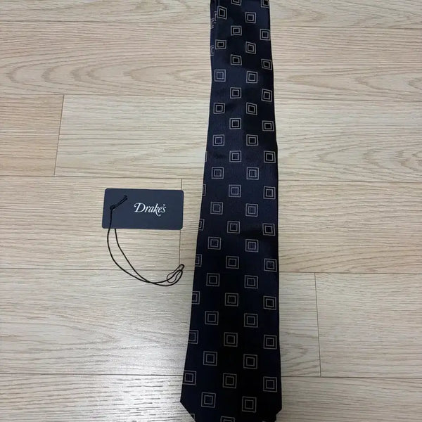 [BUNJANG] Drakes Tie / 드레익스 넥타이(1회 사용)