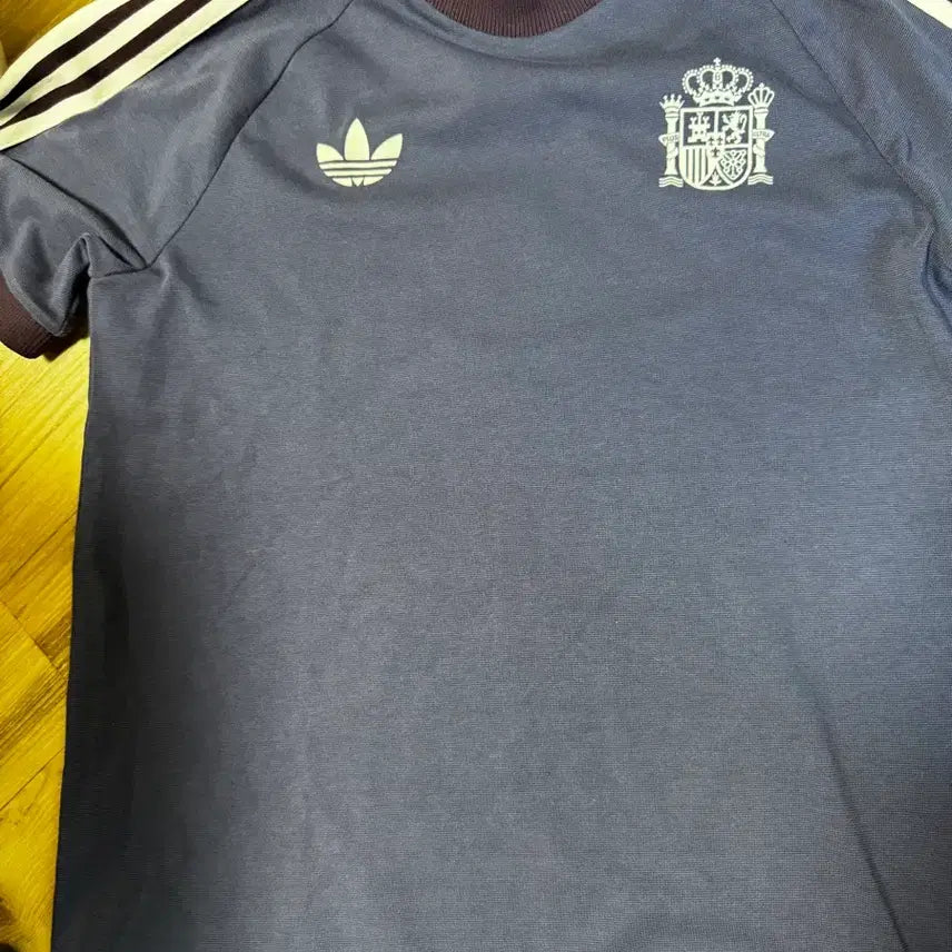 [BUNJANG] Adidas Adicolor Spain Short Sleeve T-Shirt XL / 아디다스 스페인 아디컬러 반팔 xl
