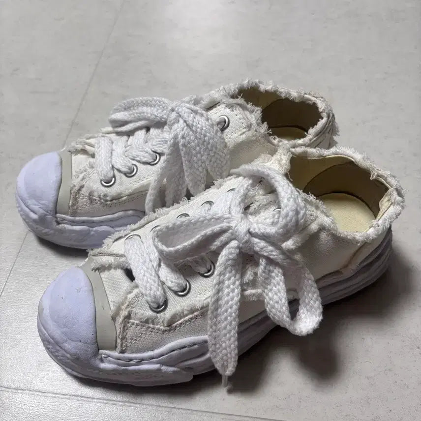 [BUNJANG] Mihara Yasuhiro Hank White Sneakers EU39 / 미하라 야스히로 행크 화이트 EU39(250~255)