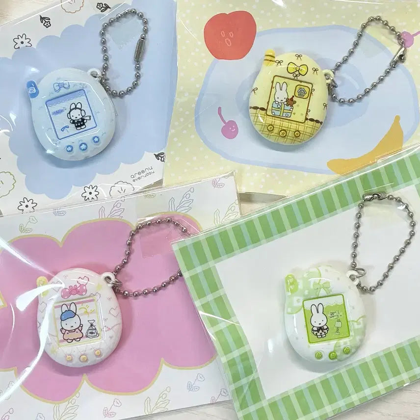 [BUNJANG] Miffy Tamagotchi Keyring / 미피 다마고치 키링