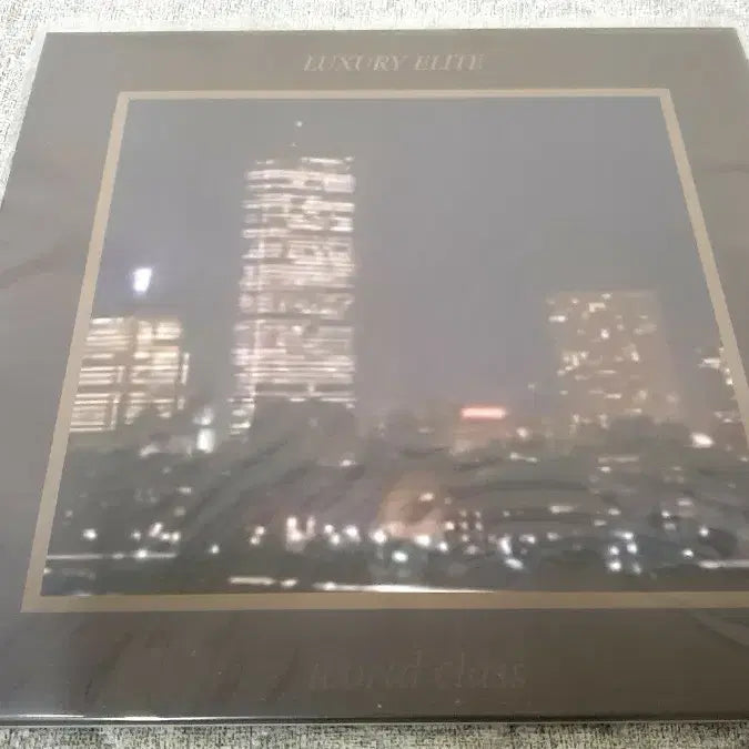 [BUNJANG] Luxury Elite World Class LP / Luxury Elite - World Class LP 팝니다