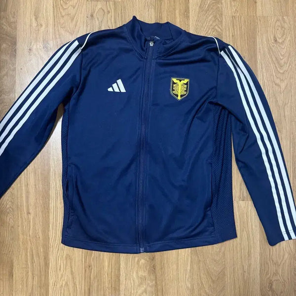 [BUNJANG] Yeongdeungpo Technical High School Football Club Adidas Training Wear (M) / 영등포공고 축구부 아디다스 트레이닝복 M